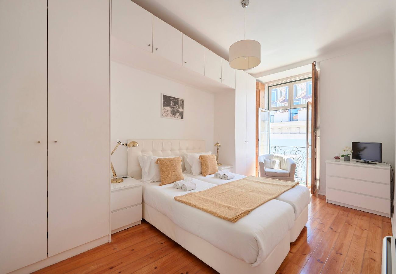 Apartamento em Lisboa - Fabulous 3 Bedroom Apartment | Chiado 