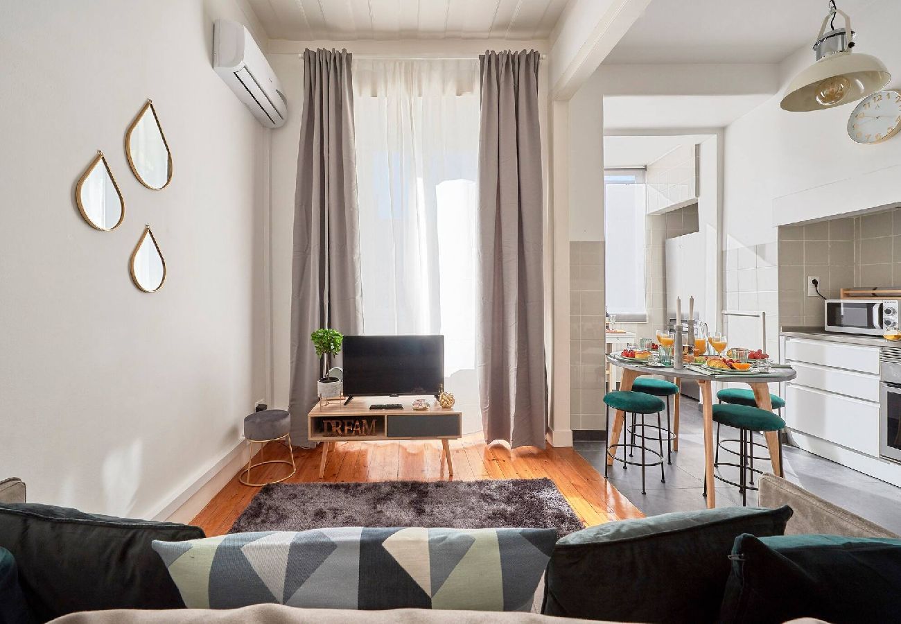 Apartamento em Lisboa - Wonderful 3 Bedroom Apart in Chiado | Bairro Alto 