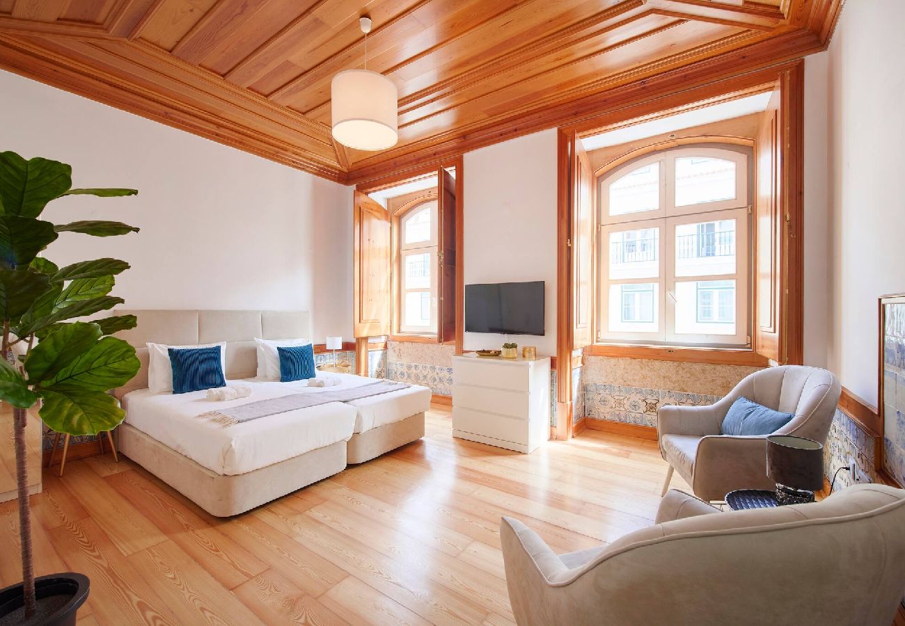Apartment in Lisbon - Impressive 3 Bed Riverside & Bright Baixa-Chiado