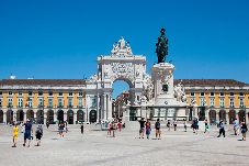 Apartment in Lisbon - Impressive 3 Bed Riverside & Bright Baixa-Chiado